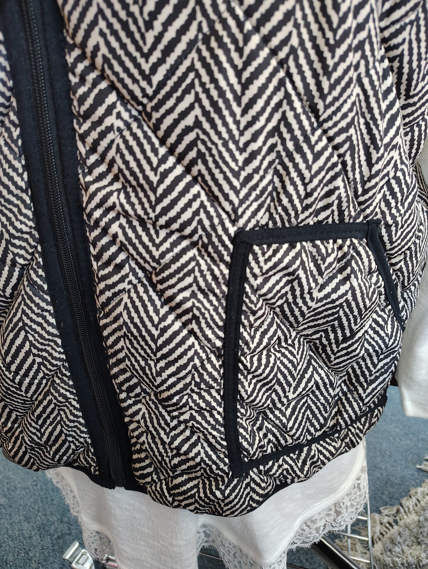 Fresh chevron striped quilted vest size 3x