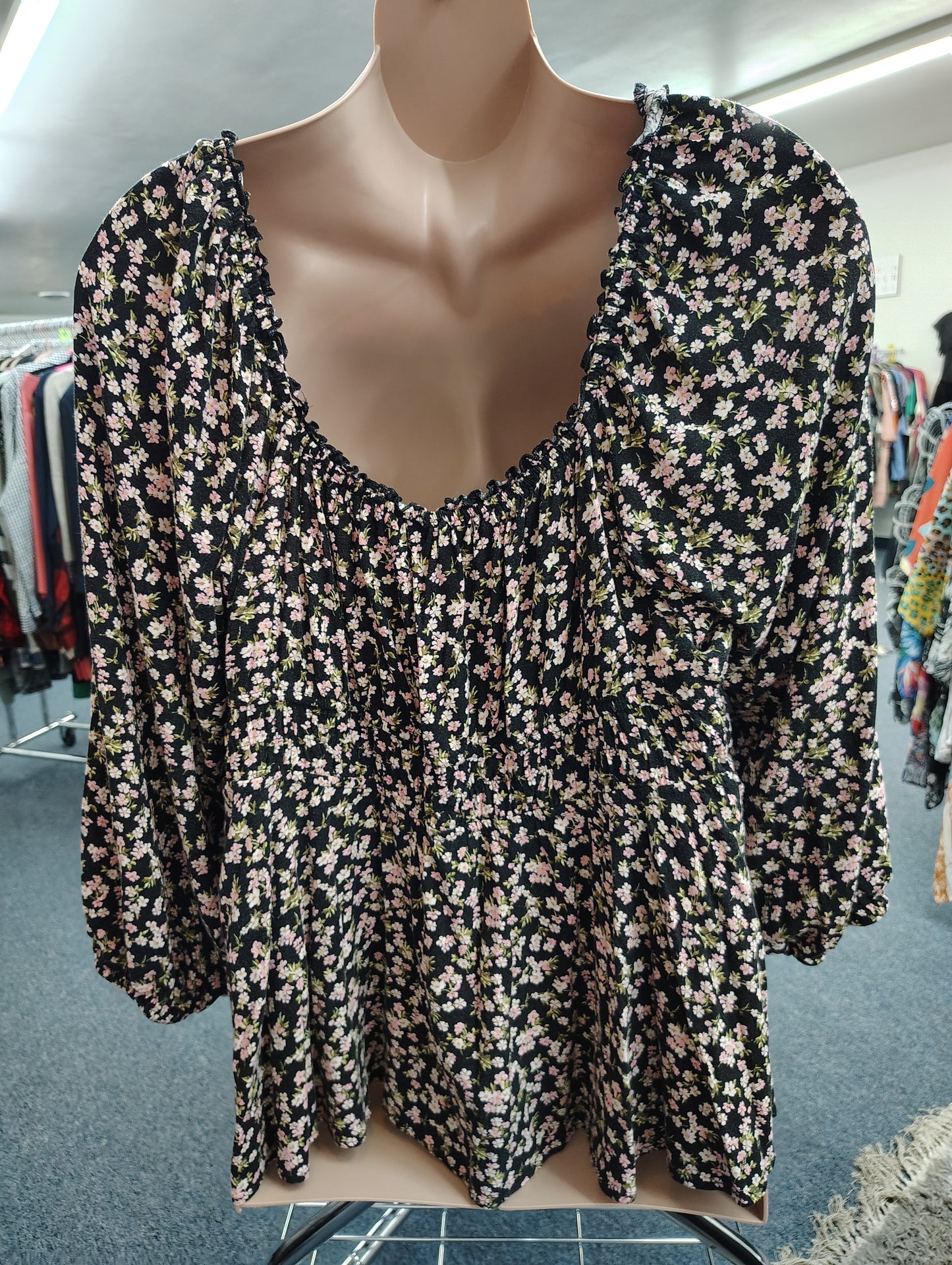 Torrid floral off the shoulder babydoll top size 5x