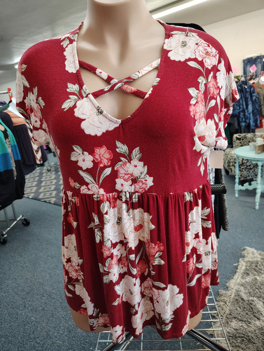 Torrid super soft knits red floral top size 1x