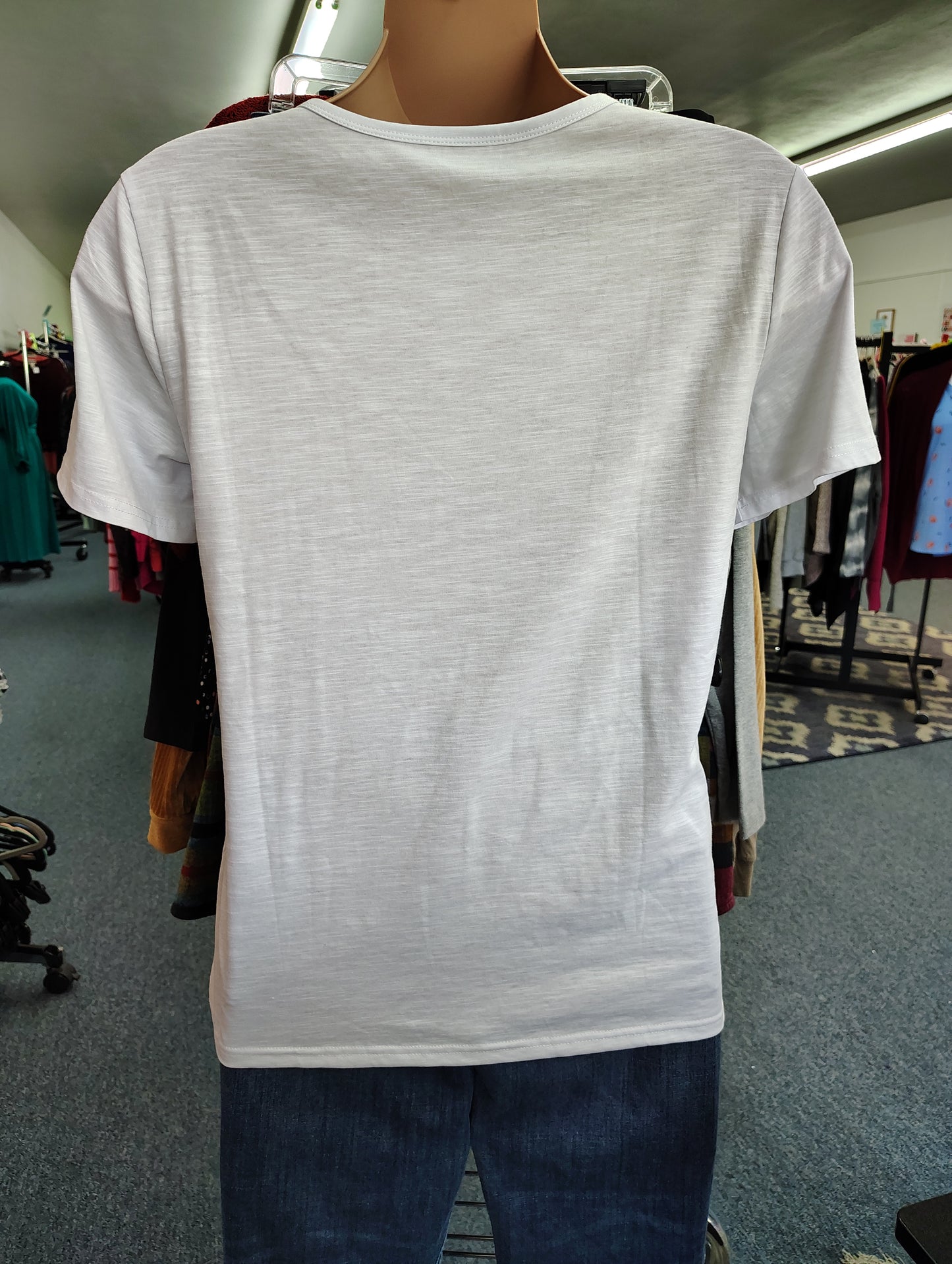 Distressed mama white tee size xl floral