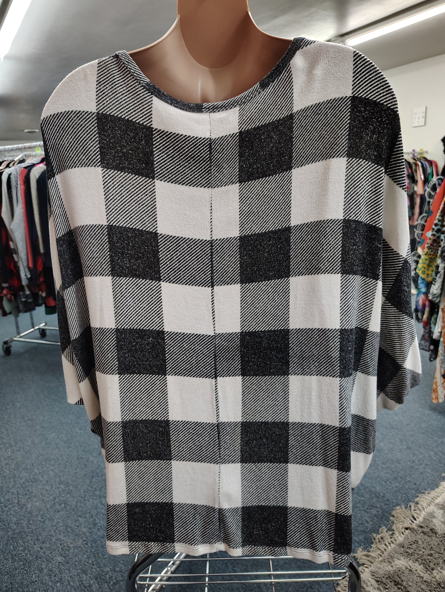 Maurices plaid dolman sleeve top size 4x