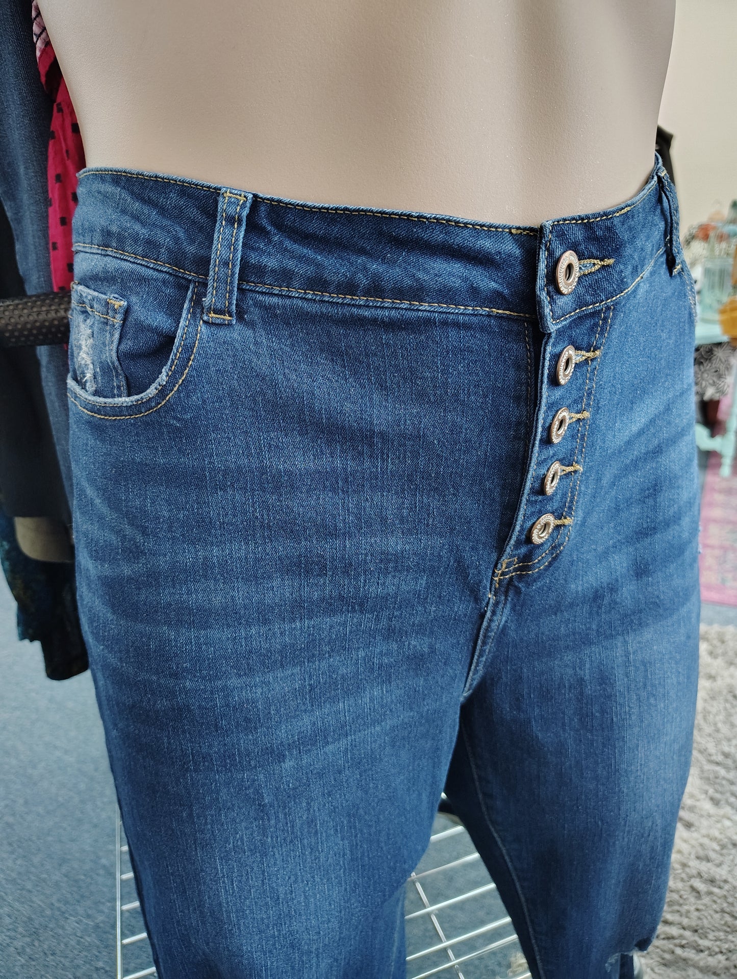 Button fly distressed skinny jeans size 18