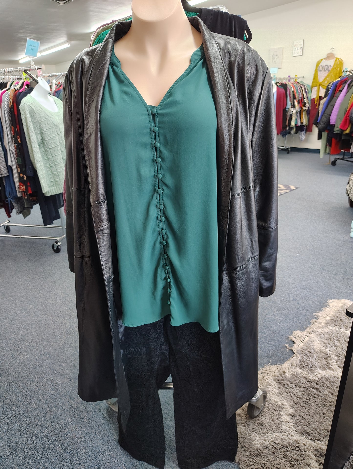 Jessica London black leather long jacket size 32W 5x