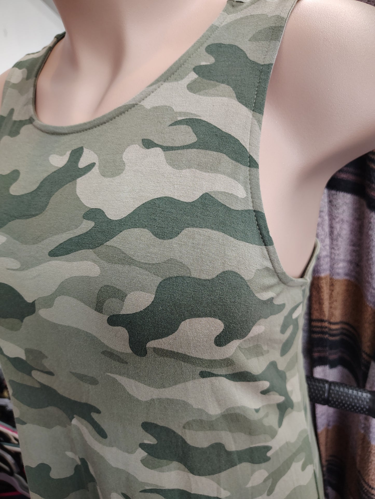 Old Navy sleeveless knit camo dress size XL