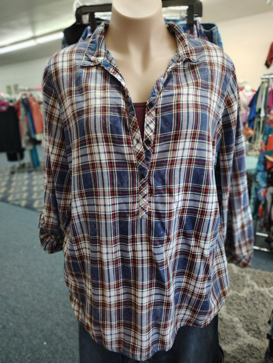 Cato plaid half button top size 4x 26/28