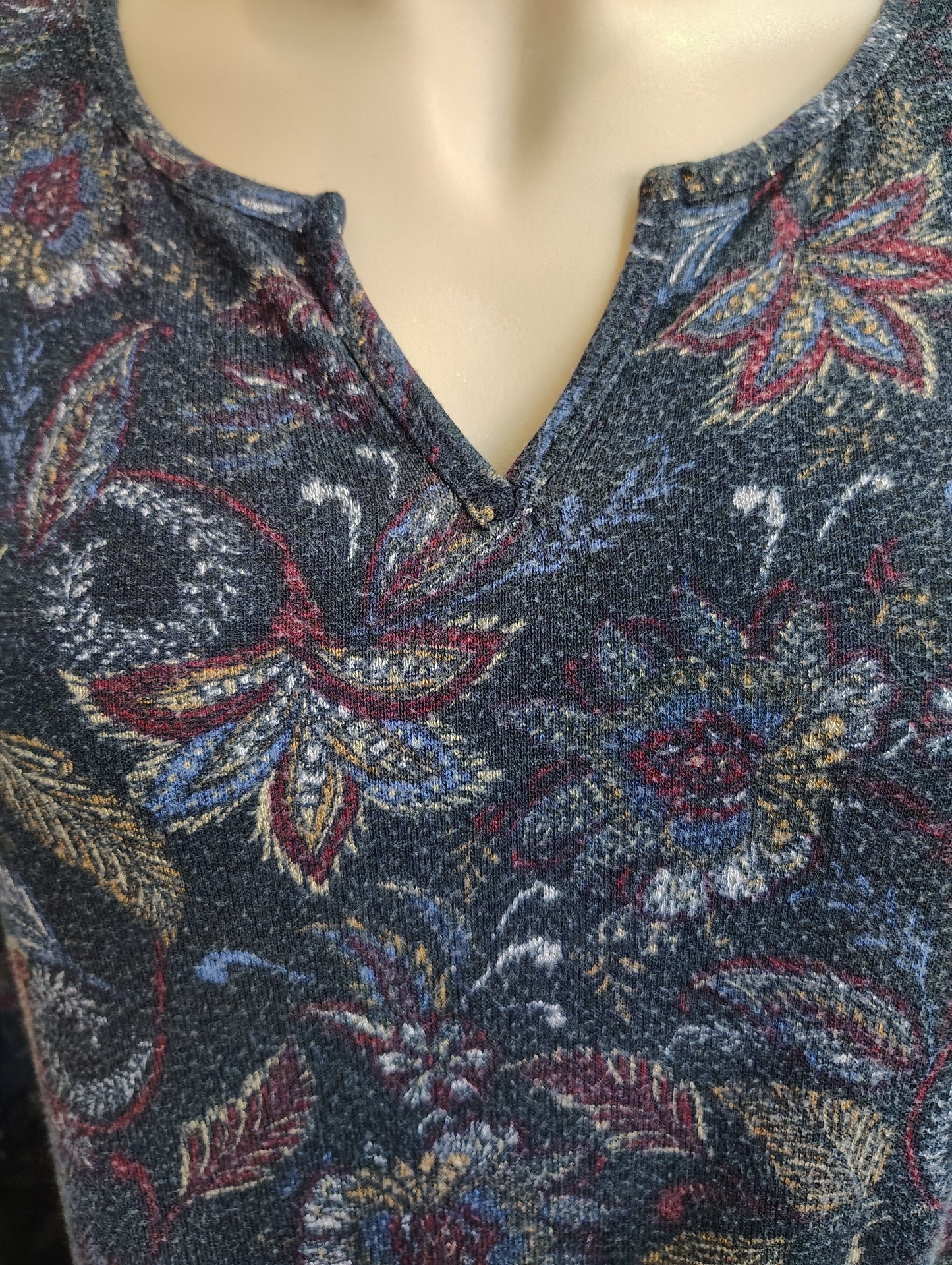 Lane Bryant floral top size 4x 26/28