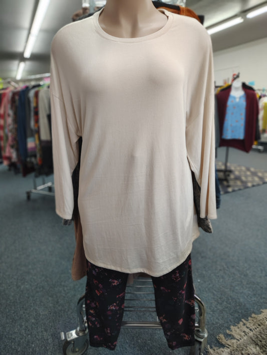 Cupio cream super soft tunic top size 3x