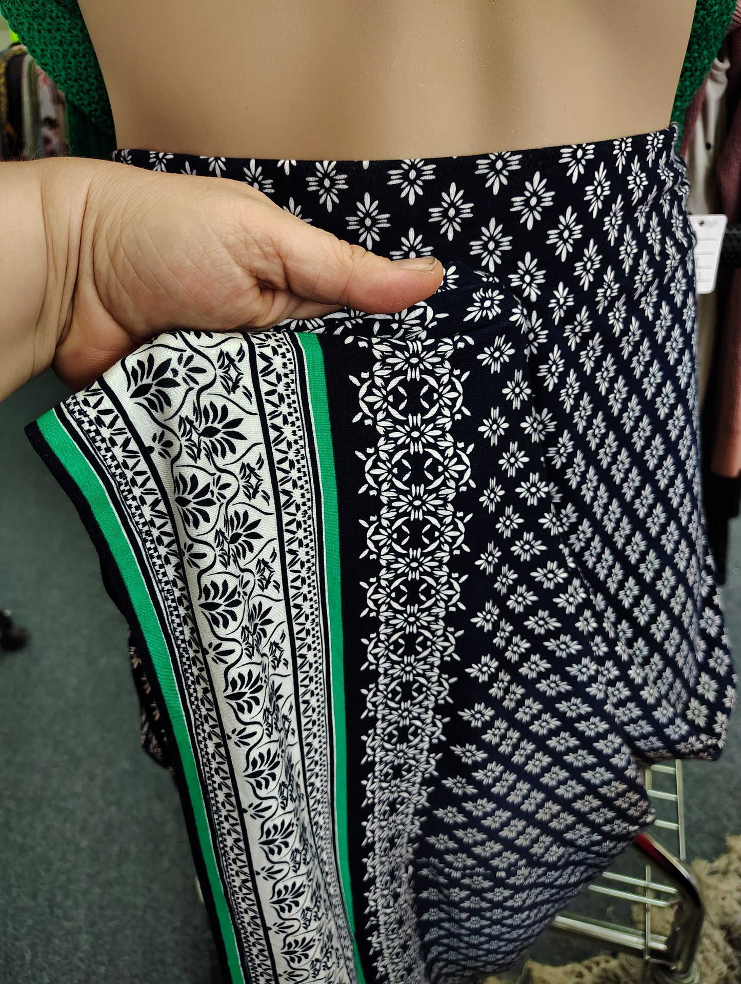 Liz Claiborne blue and green knit maxi skirt size xl