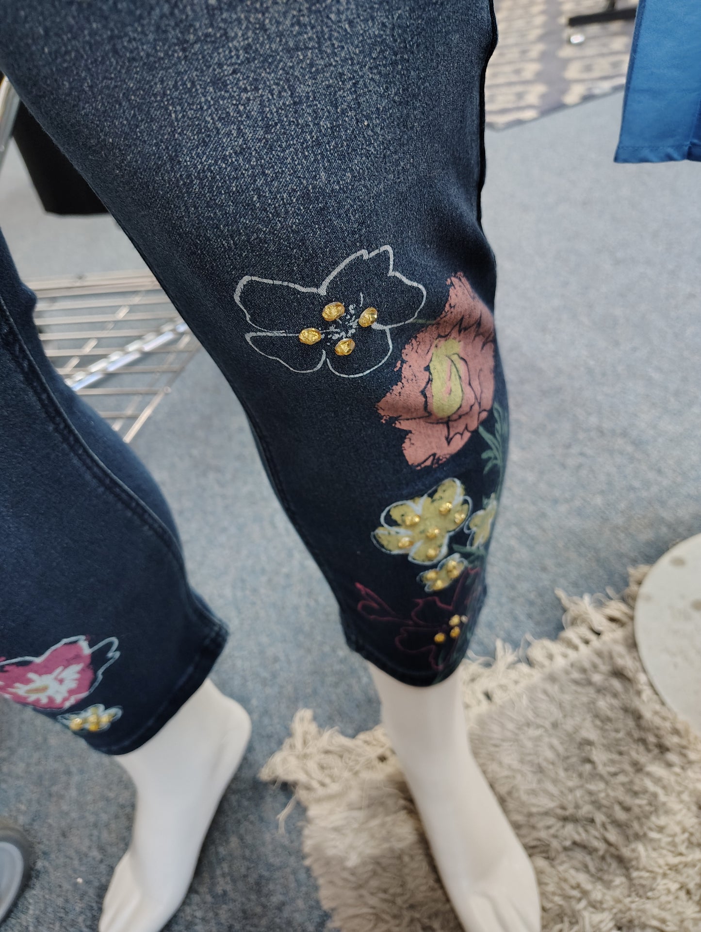 Diane Gilman cropped floral print jeans size 16 tall