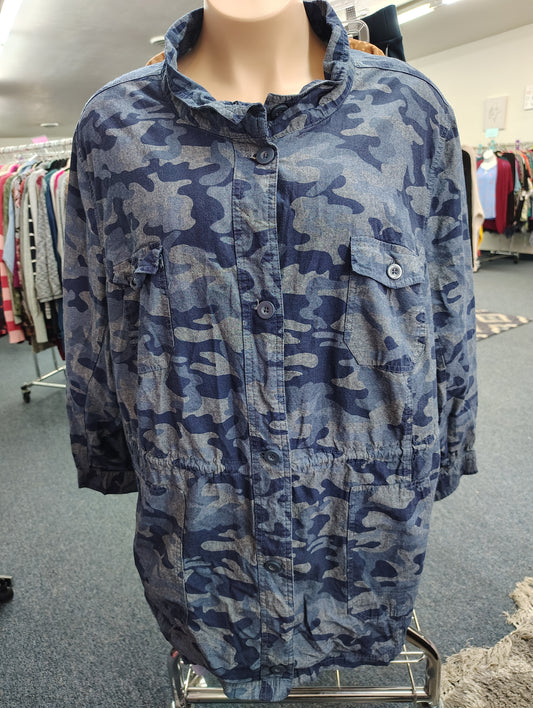 Woman Within denim jacket camo print size 5x