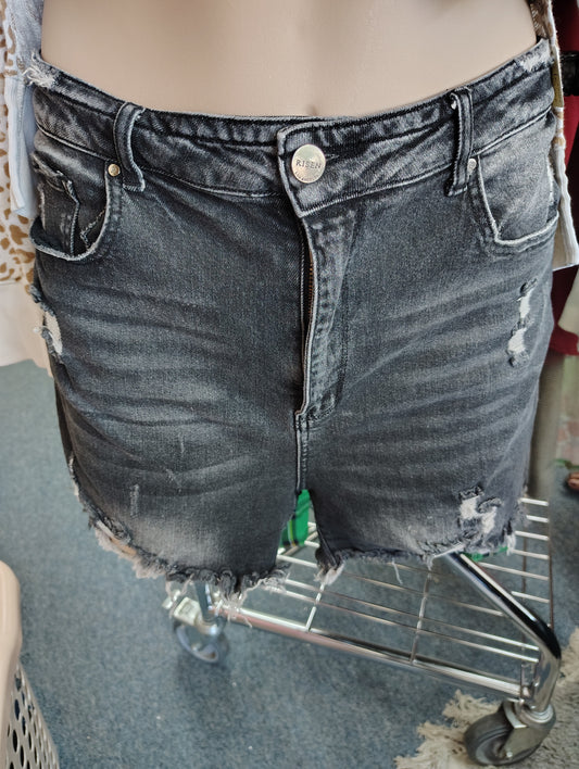 Risen black distressed denim shorts size 2x