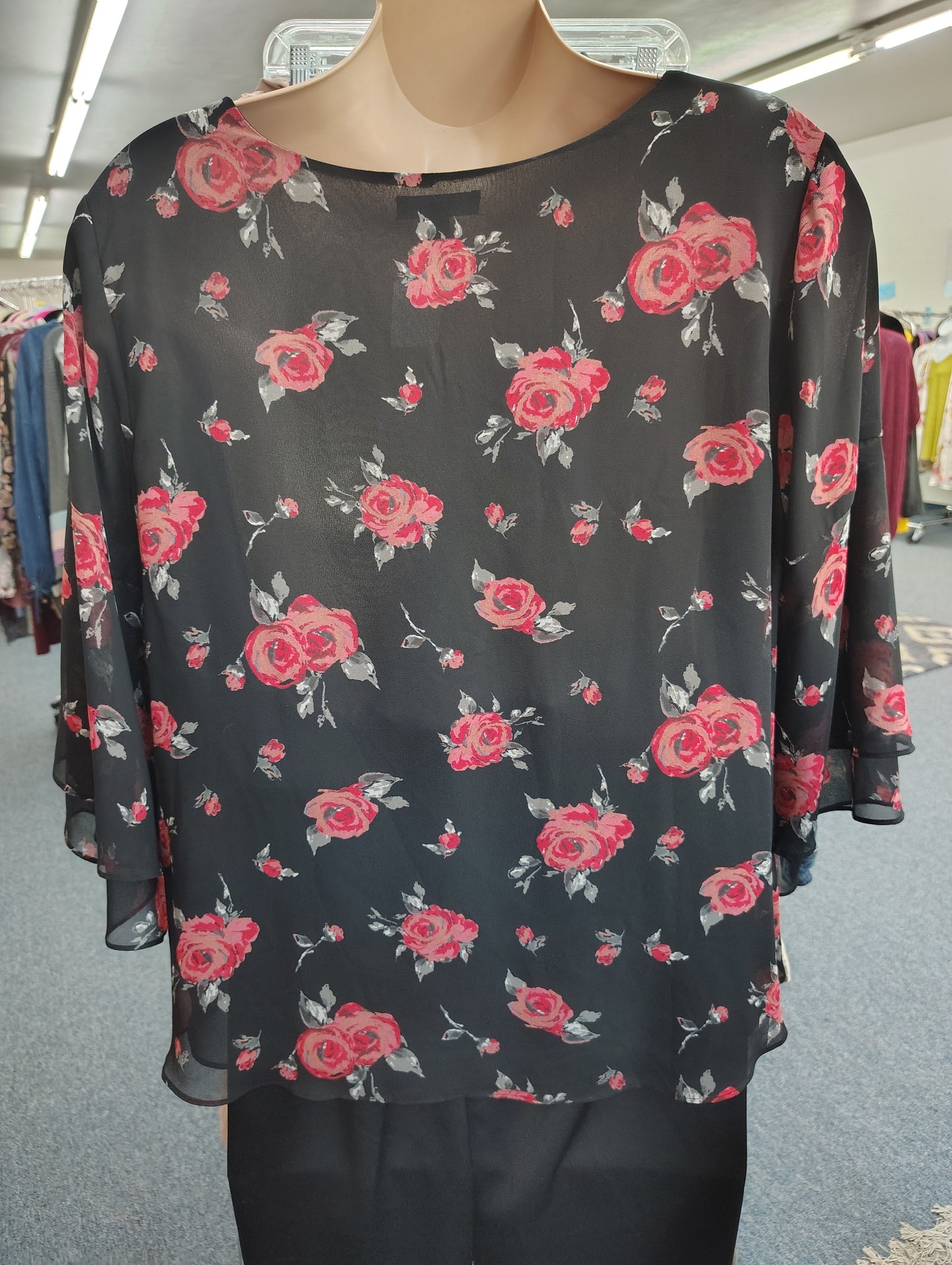 Lane Bryant black floral chiffon flutter sleeve blouse 3x