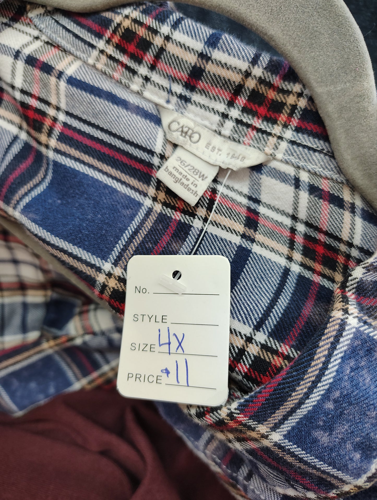 Cato plaid half button top size 4x 26/28