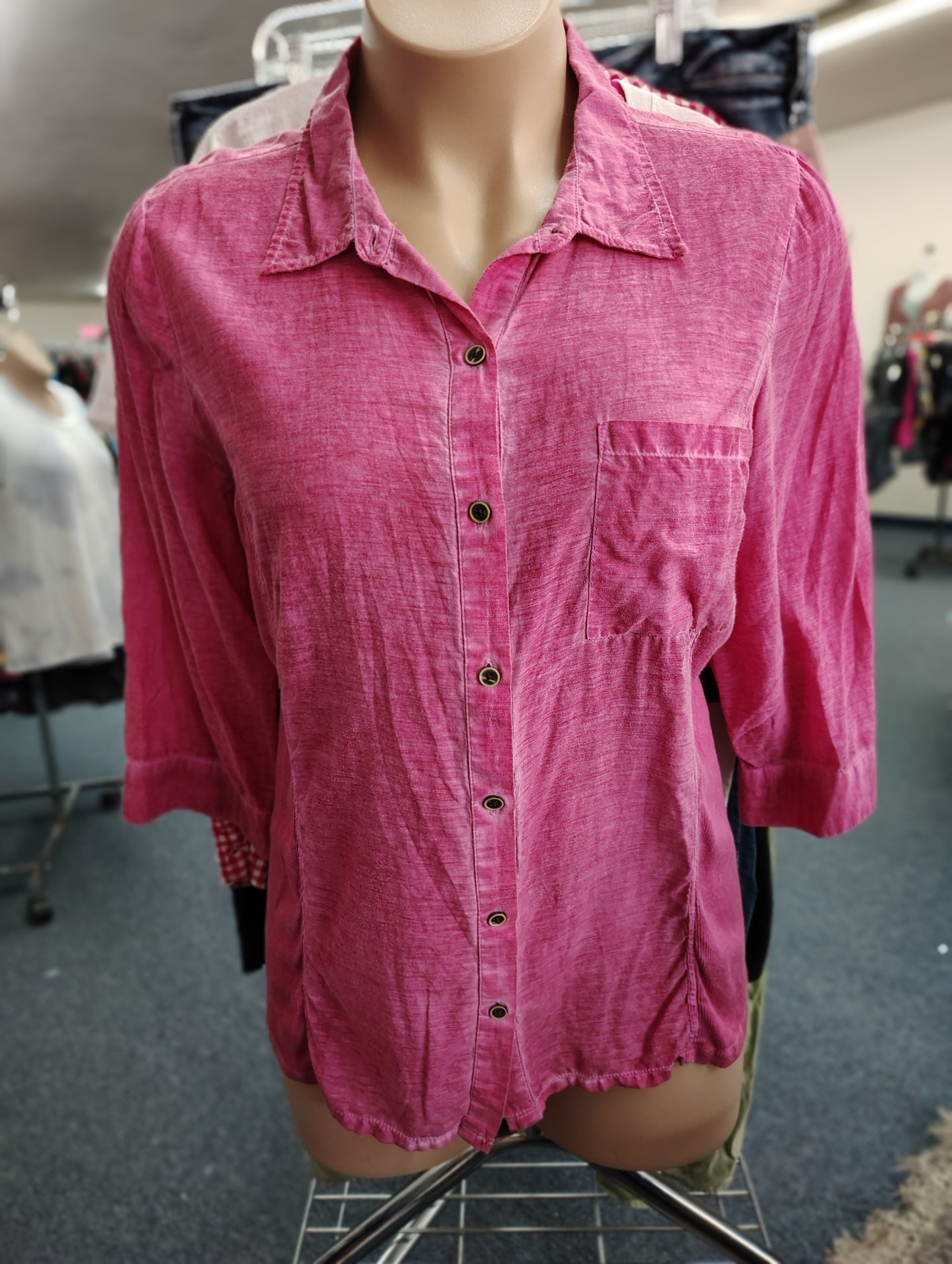 Style & Co pink button front top size 2x