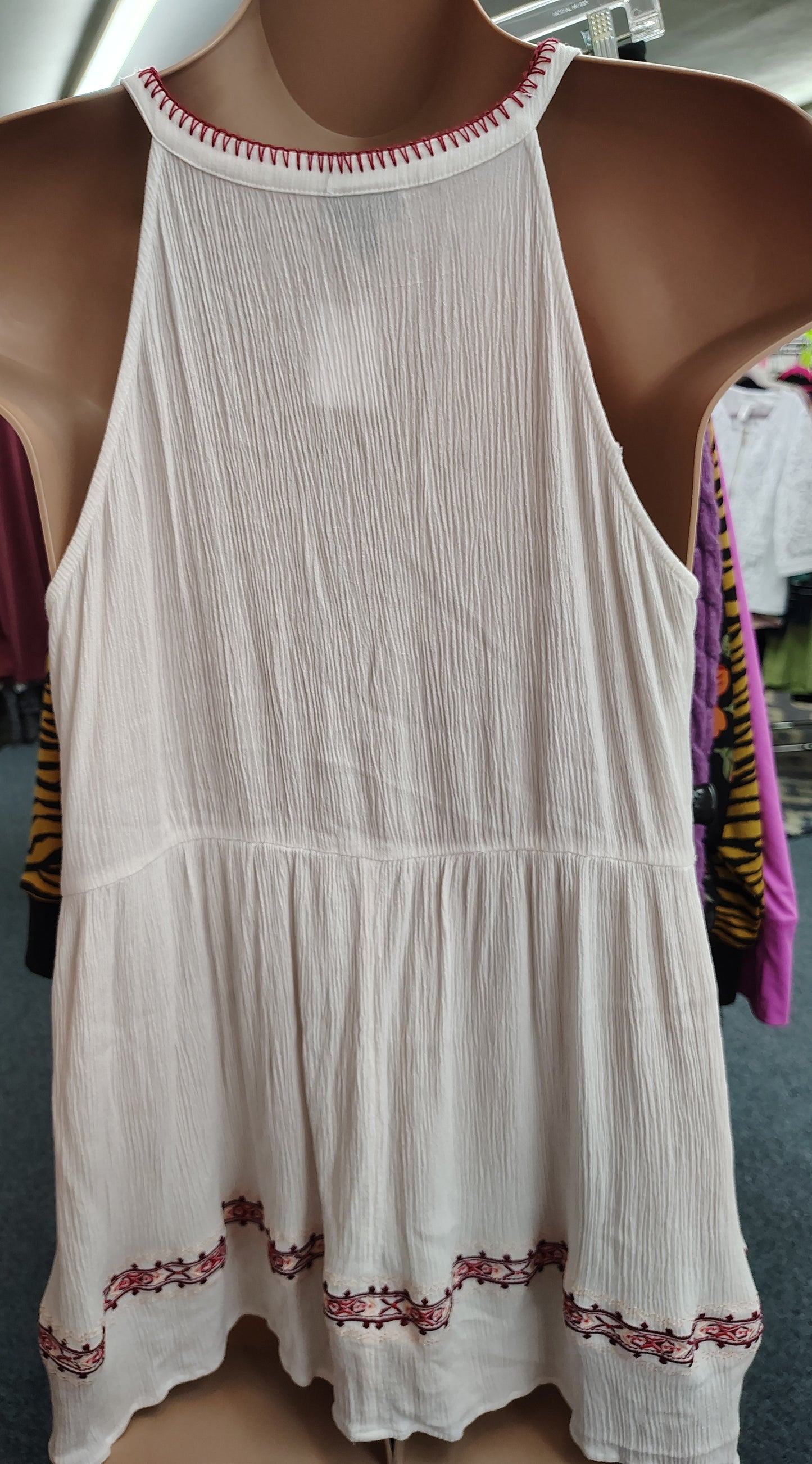 Torrid gauze material white and red babydoll tank top size 3x