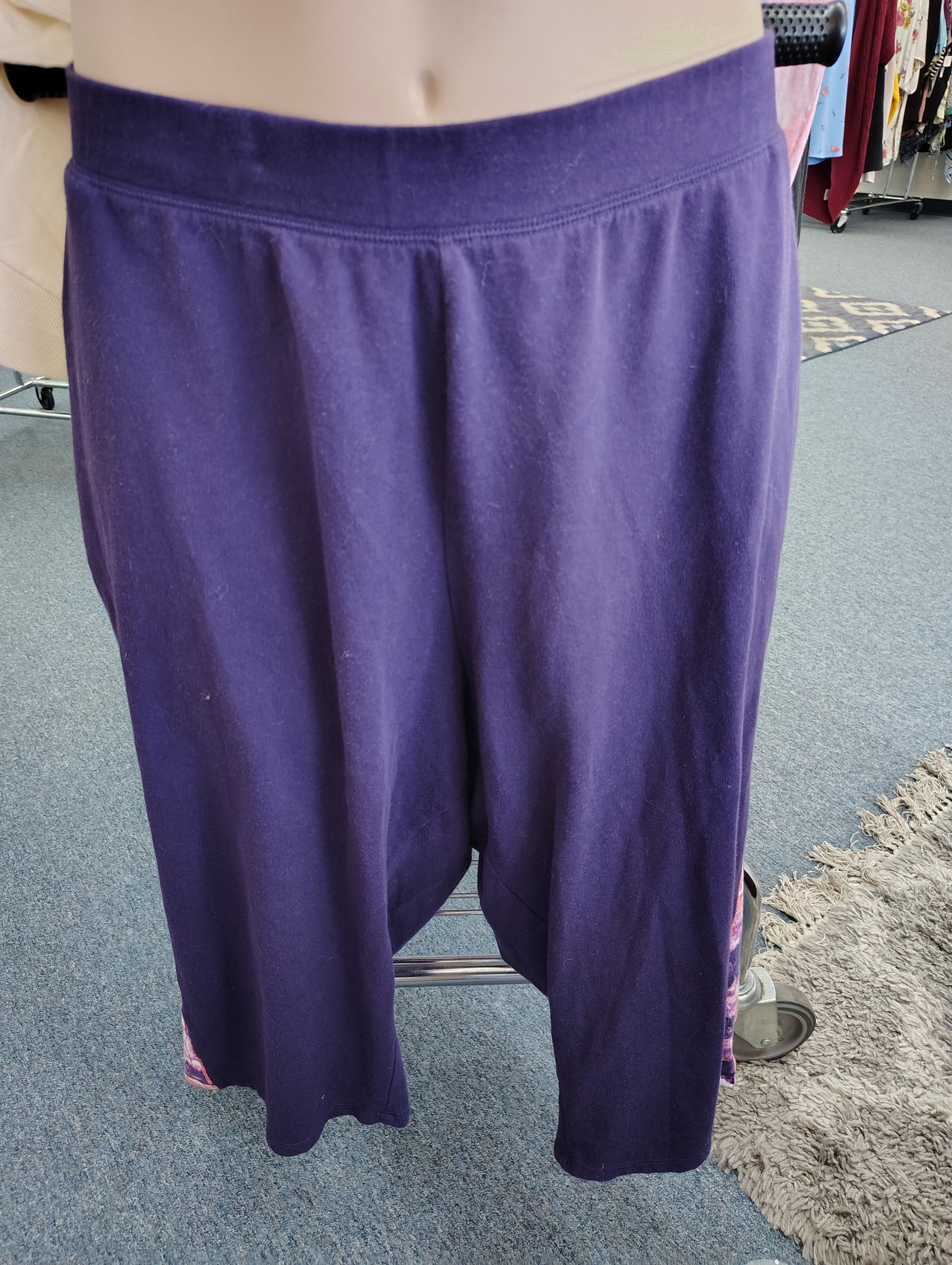 Catherines purple yoga capri lounge pants size 4x