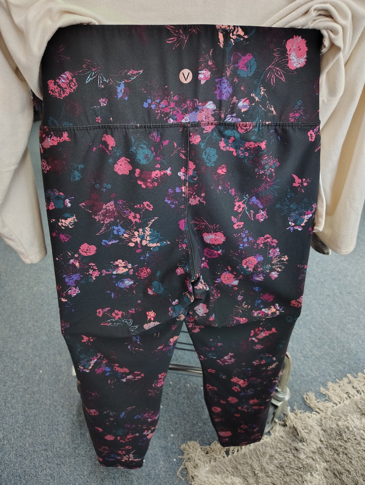 Livi Active floral leggings size 22/24 3x