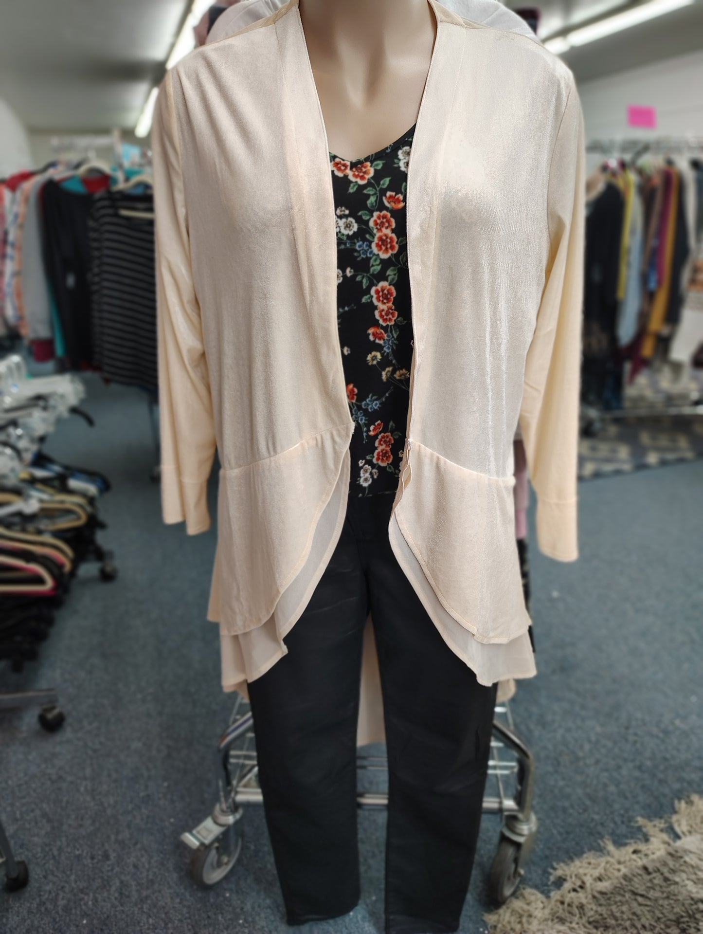 Kate & Mallory cream long velvet blazer jacket 1x