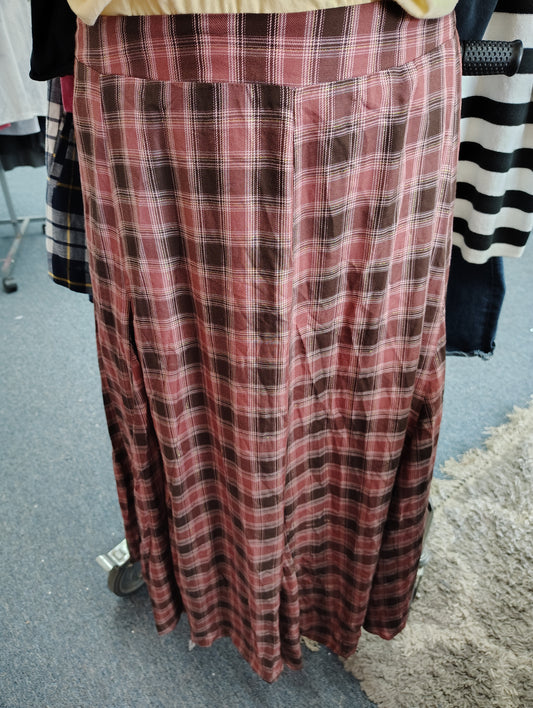Cato plaid flannel look maxi skirt size 18/20 2x