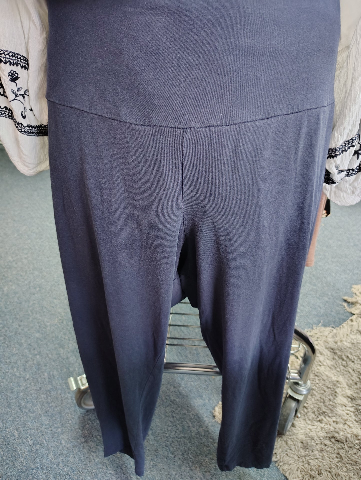 Terra & Sky navy soft leggings size 5x