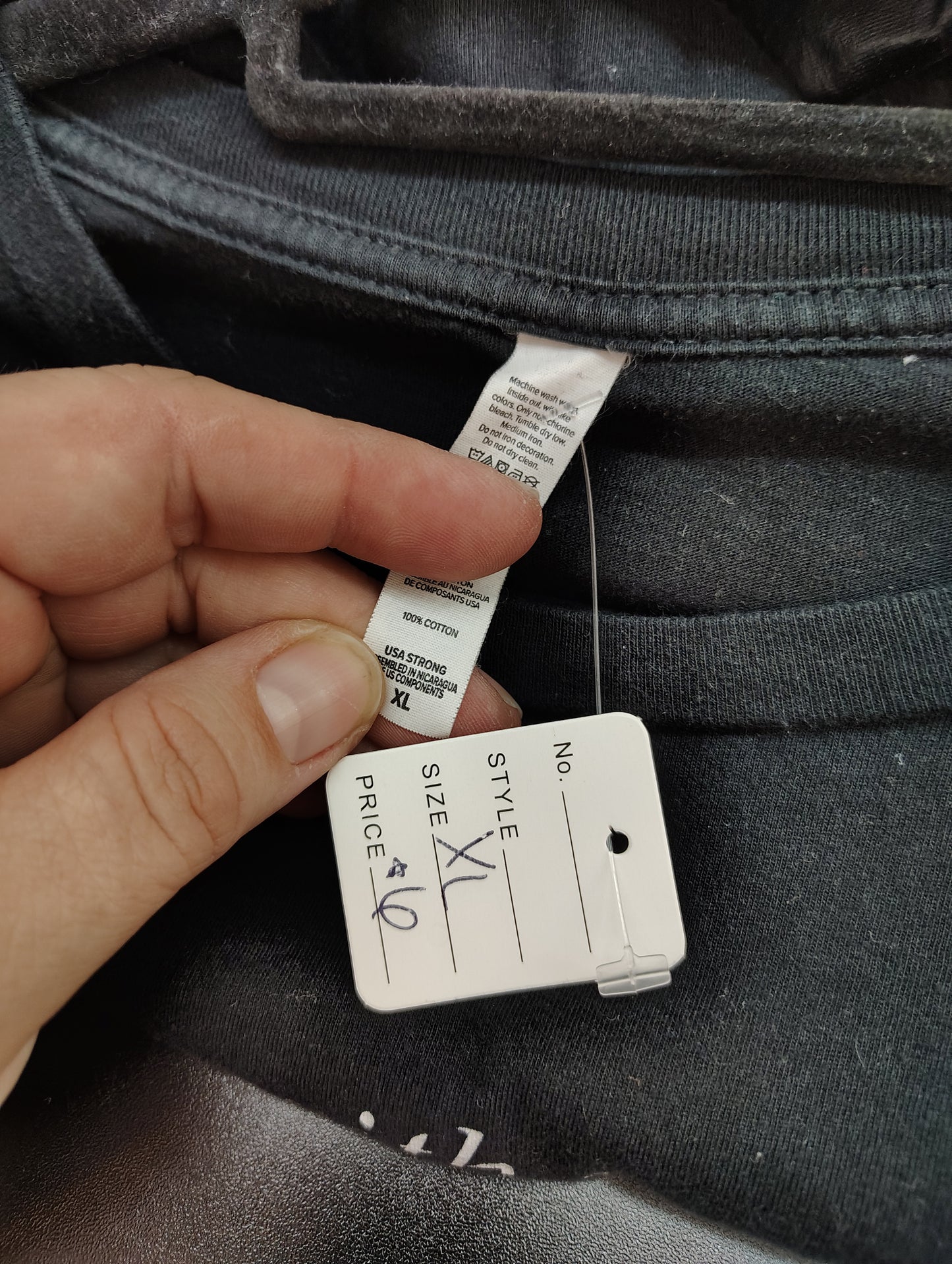 In love with you black graphic tee xl