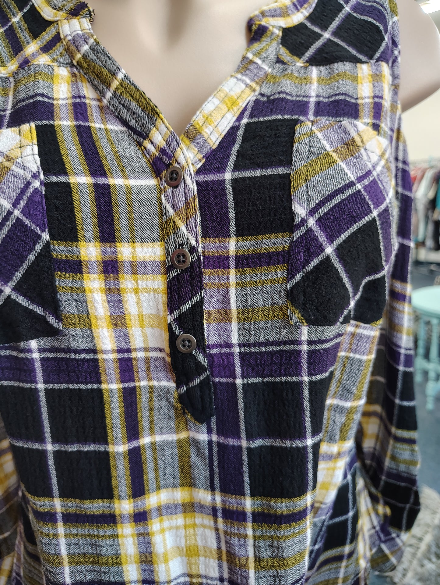 Torrid flannel cold shoulder top size 2x Viking colors!