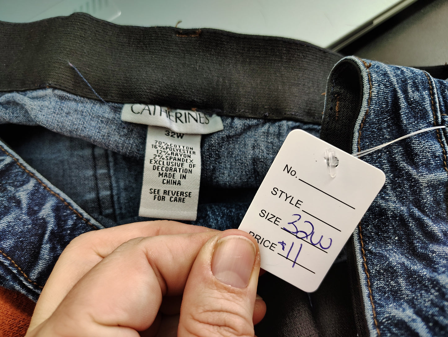 Catherines floral embroidered side jeans straight leg 32w