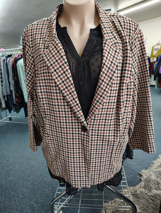 Studio by Torrid brown and black argyle print blazer jacket size 6x