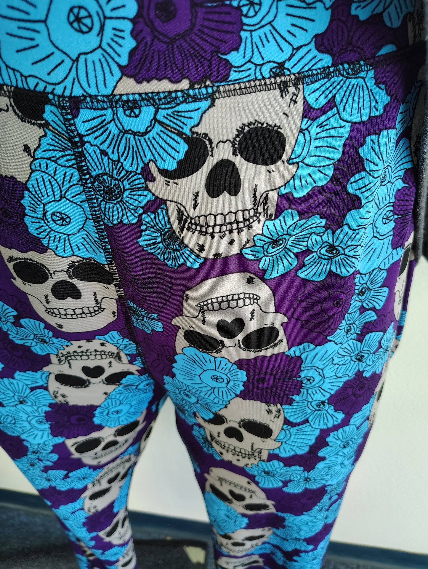 Pop Fit athletic leggings skull print 2x