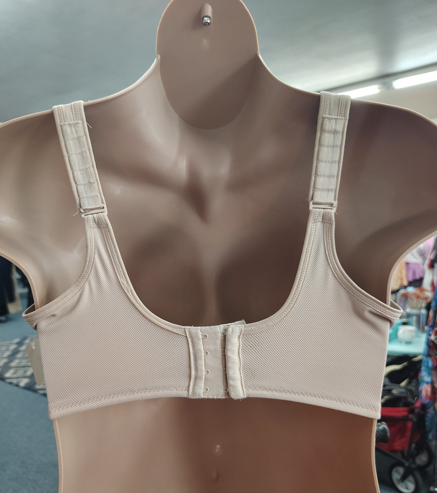 Wacoal nude underwire bra size 40G