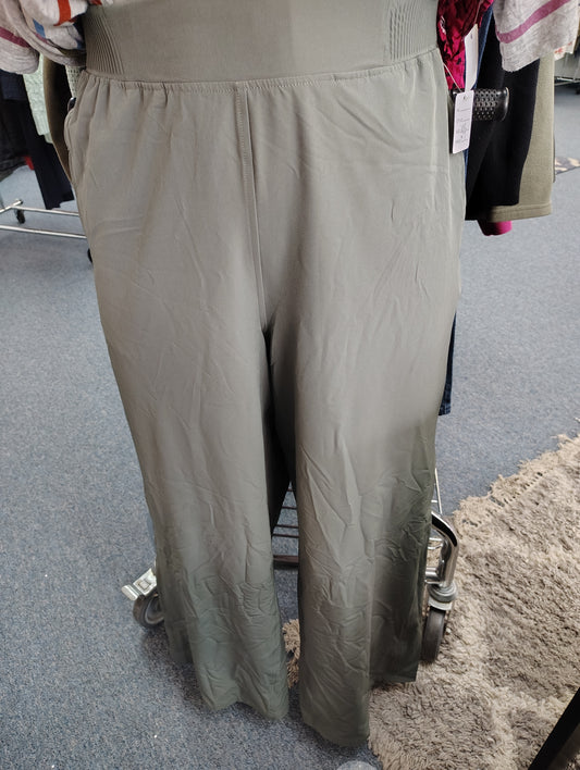 Avia olive green wide leg athletic pants size xxl