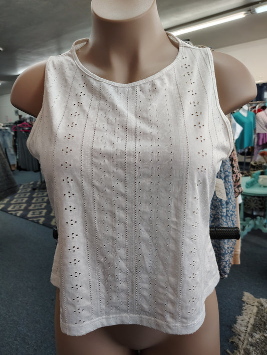 Shein Curve white eyelet crop top size XL