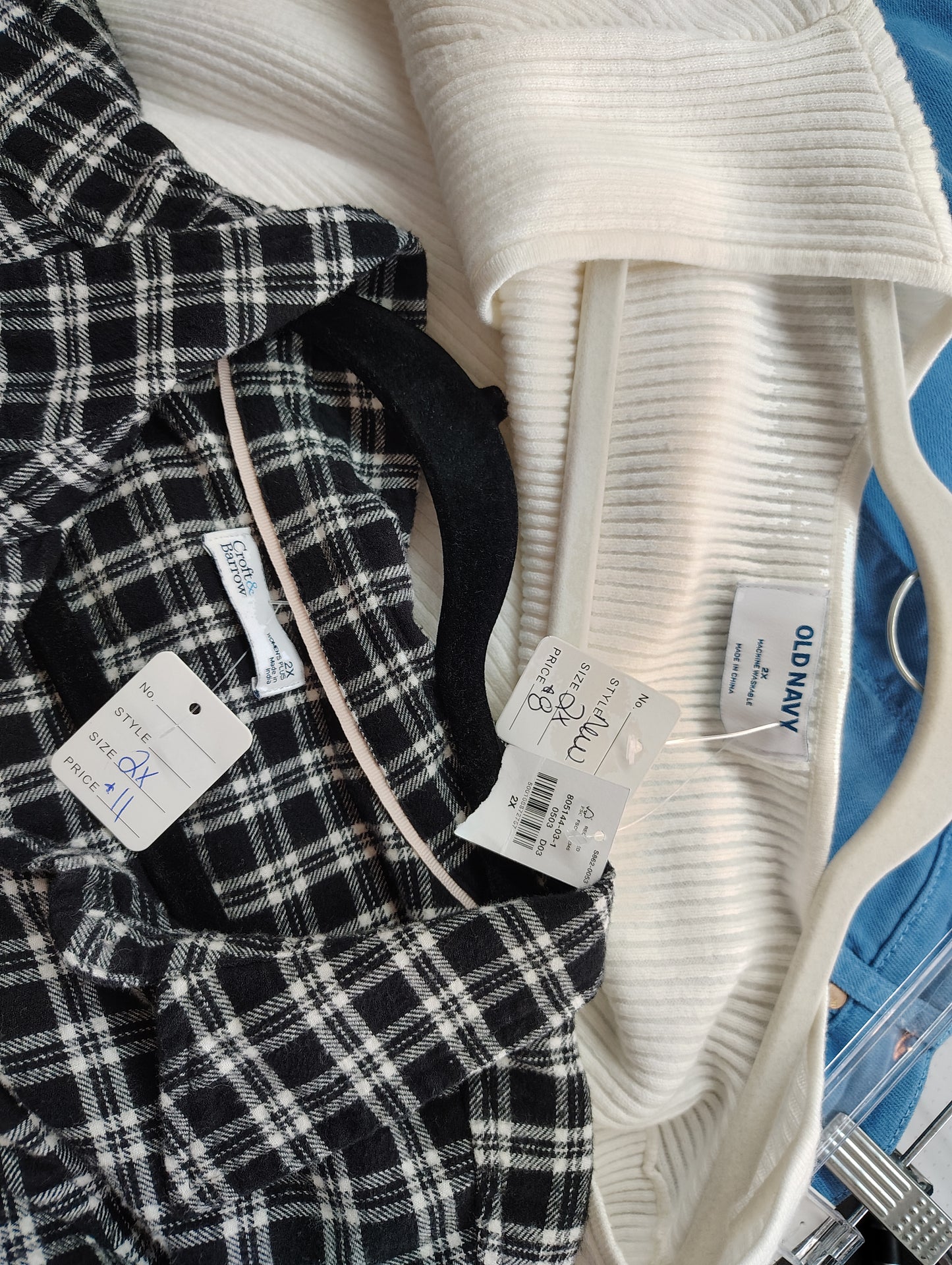 Old Navy NWT cream ribbed crop sweater 2x