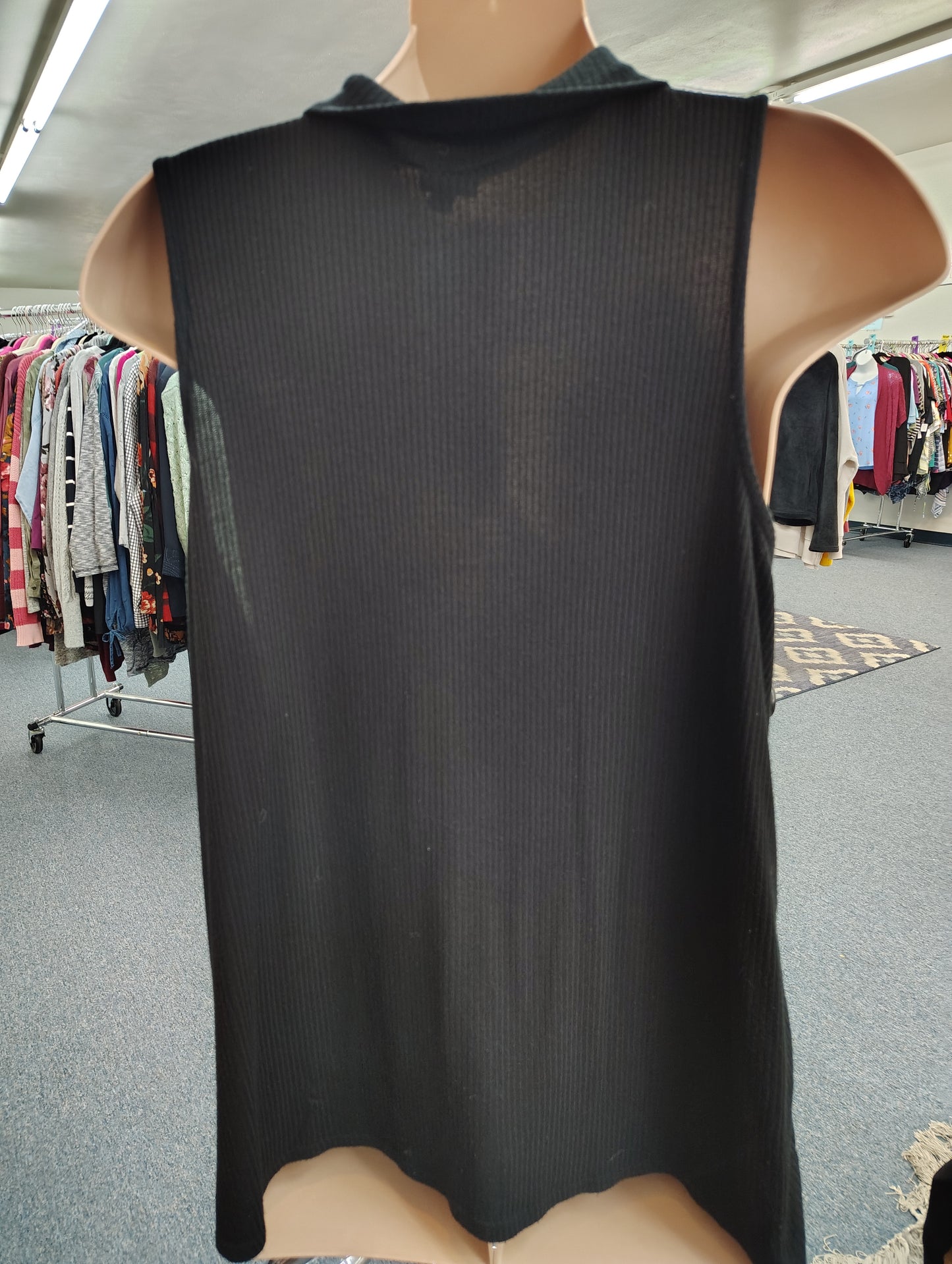 Torrid black ribbed mock neck sleeveless top size 5x