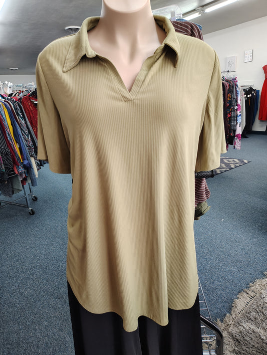 Lane Bryant green ribbed polo top size 4x
