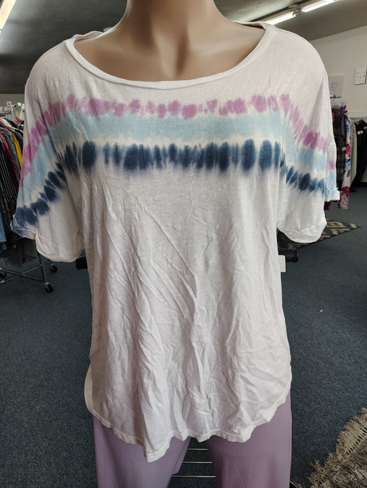 Maurices 24/7 tie dye tee size 4x
