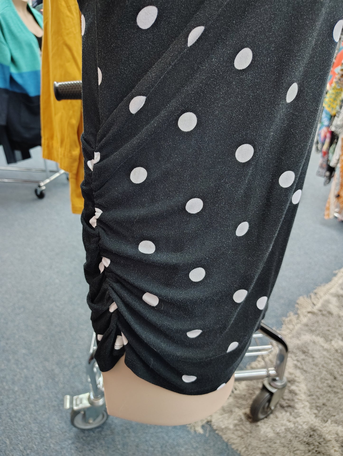 Cato polka dot black top ruched sides 4x