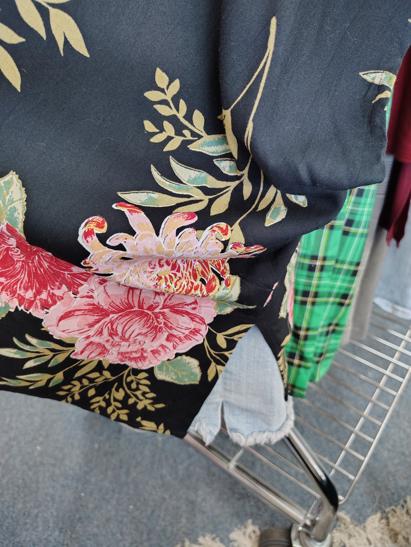 Angie black floral kimono size 1x