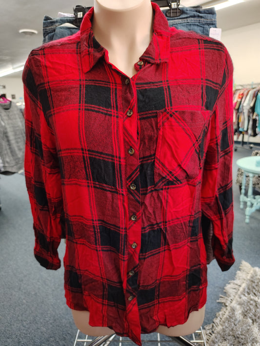 Maurices plaid soft flannel shirt with lace up in the back size 3x