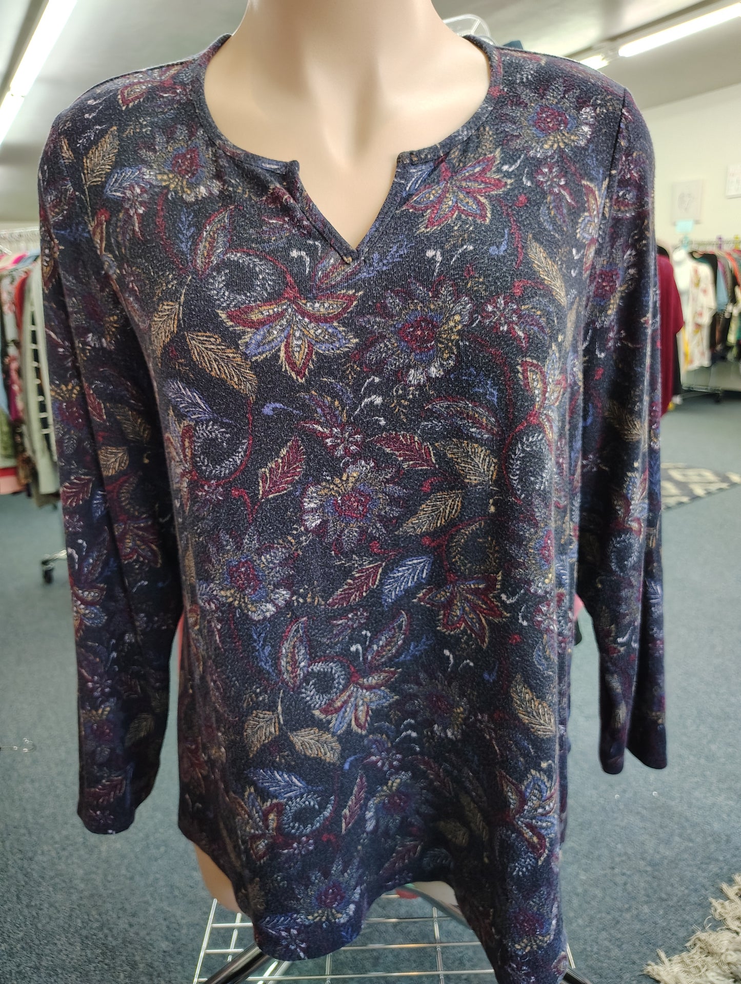 Lane Bryant floral top size 4x 26/28