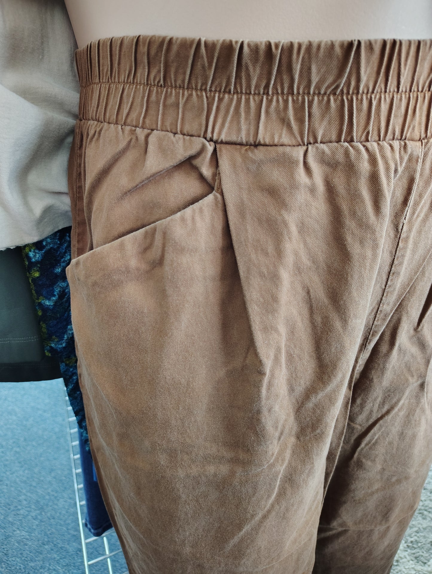 A new day brown pull on tapered leg pants size xxl