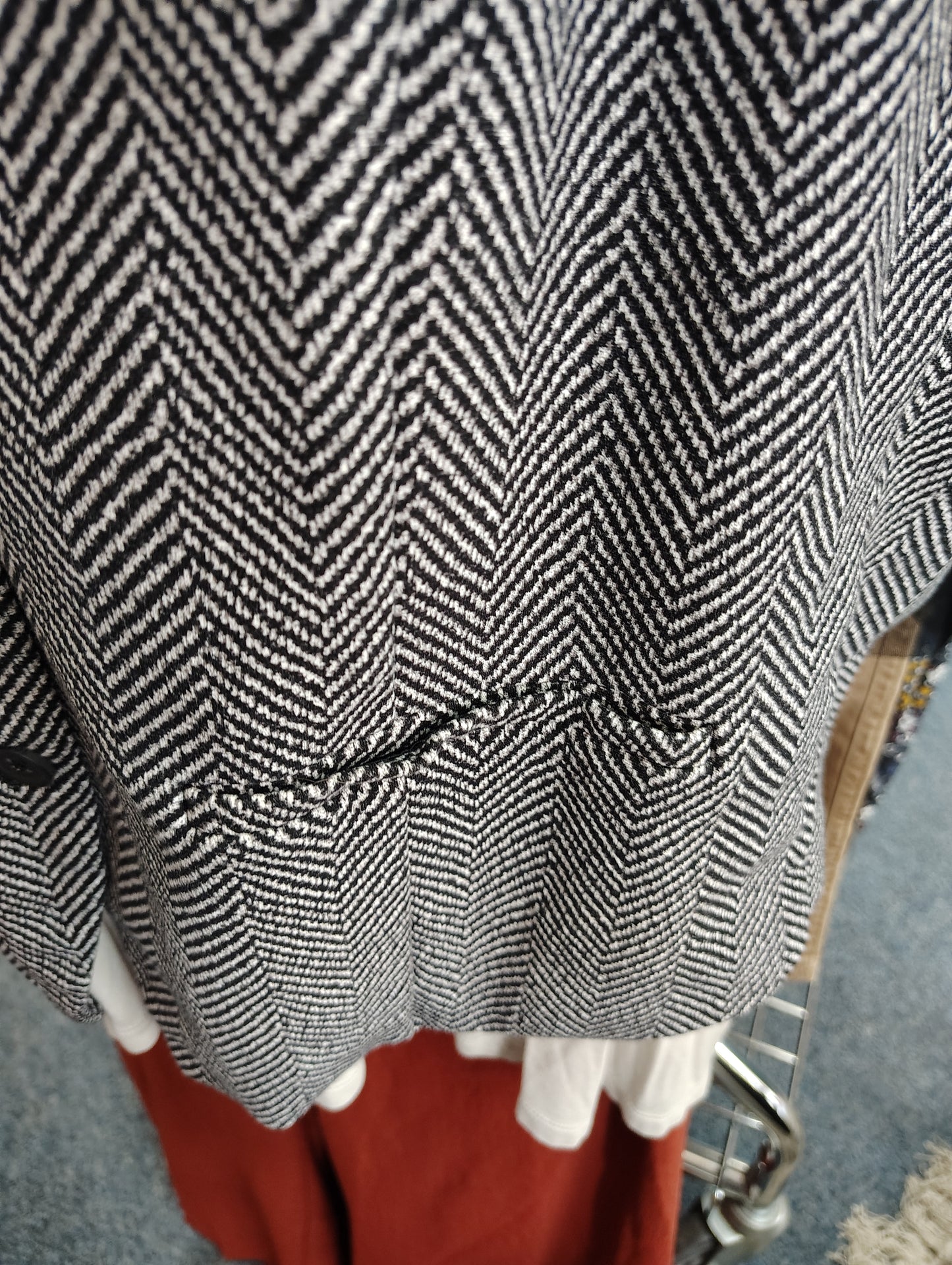 Studio by Torrid houndstooth stretchy dress vest size 6x