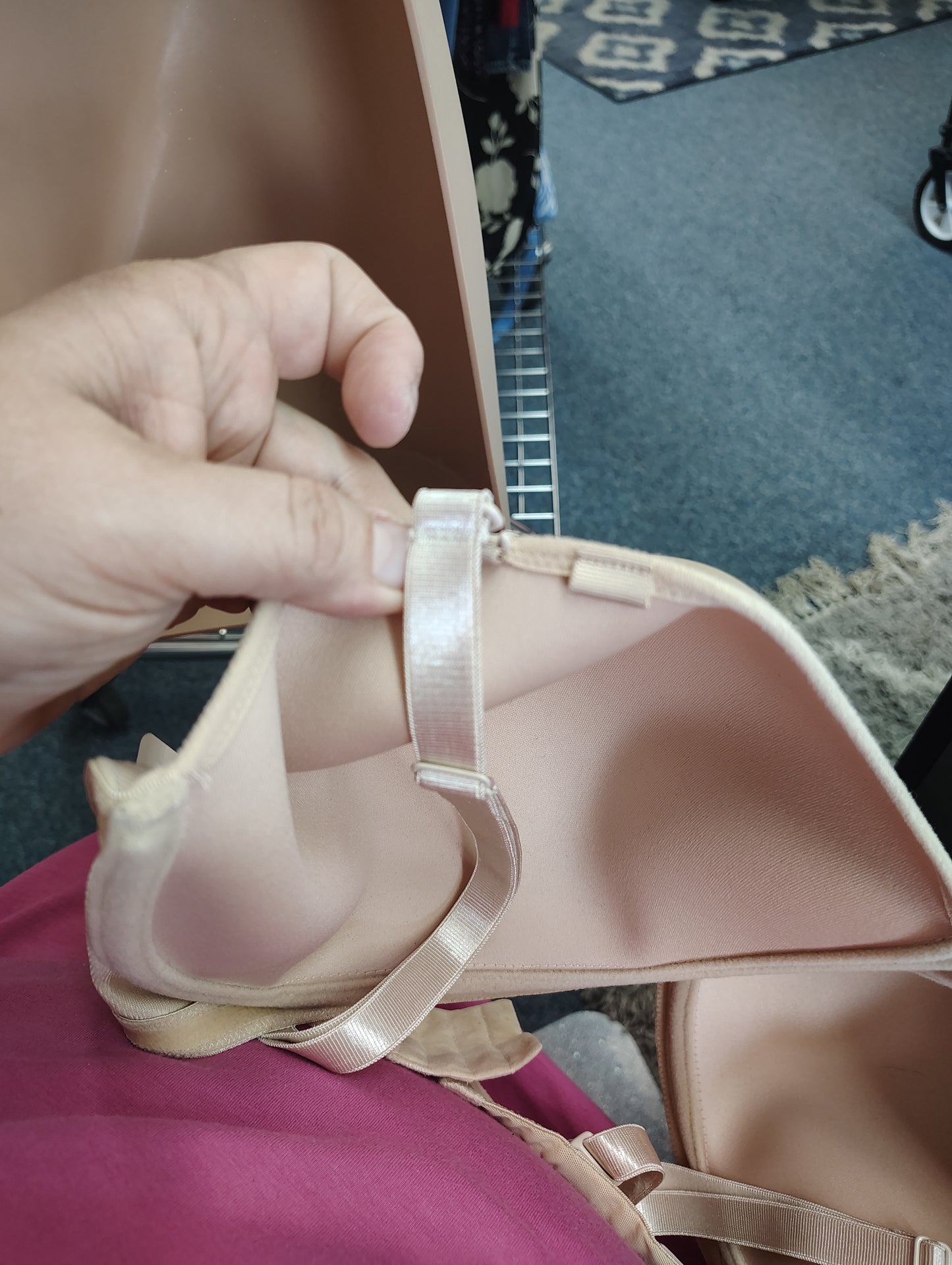 Elomi nude strapless bra size 44H