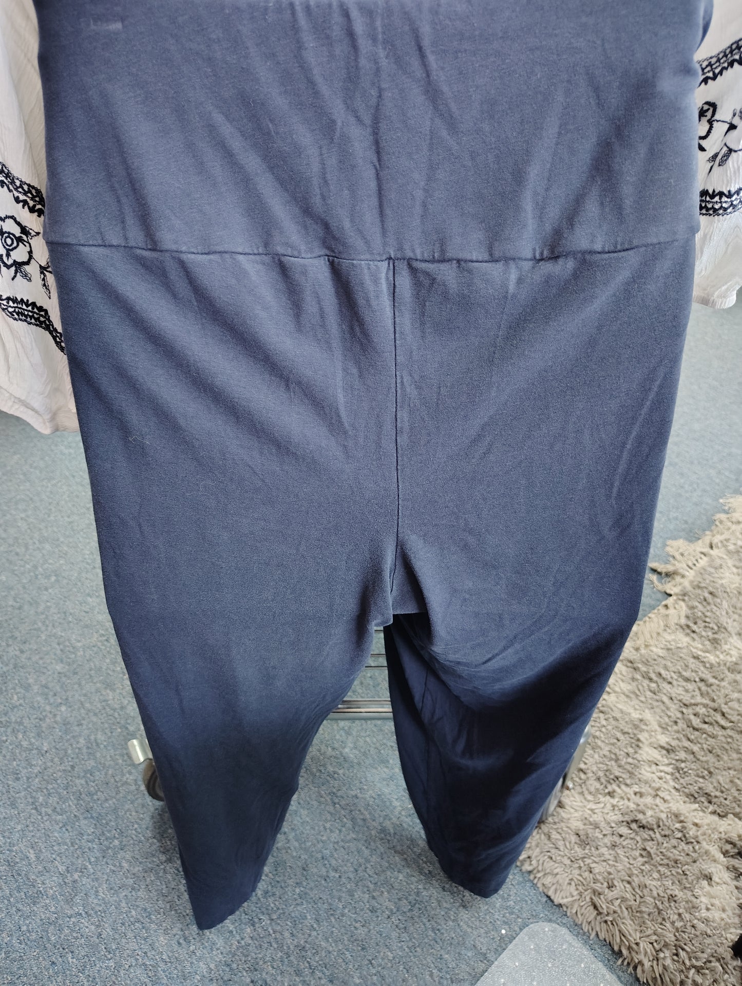 Terra & Sky navy soft leggings size 5x