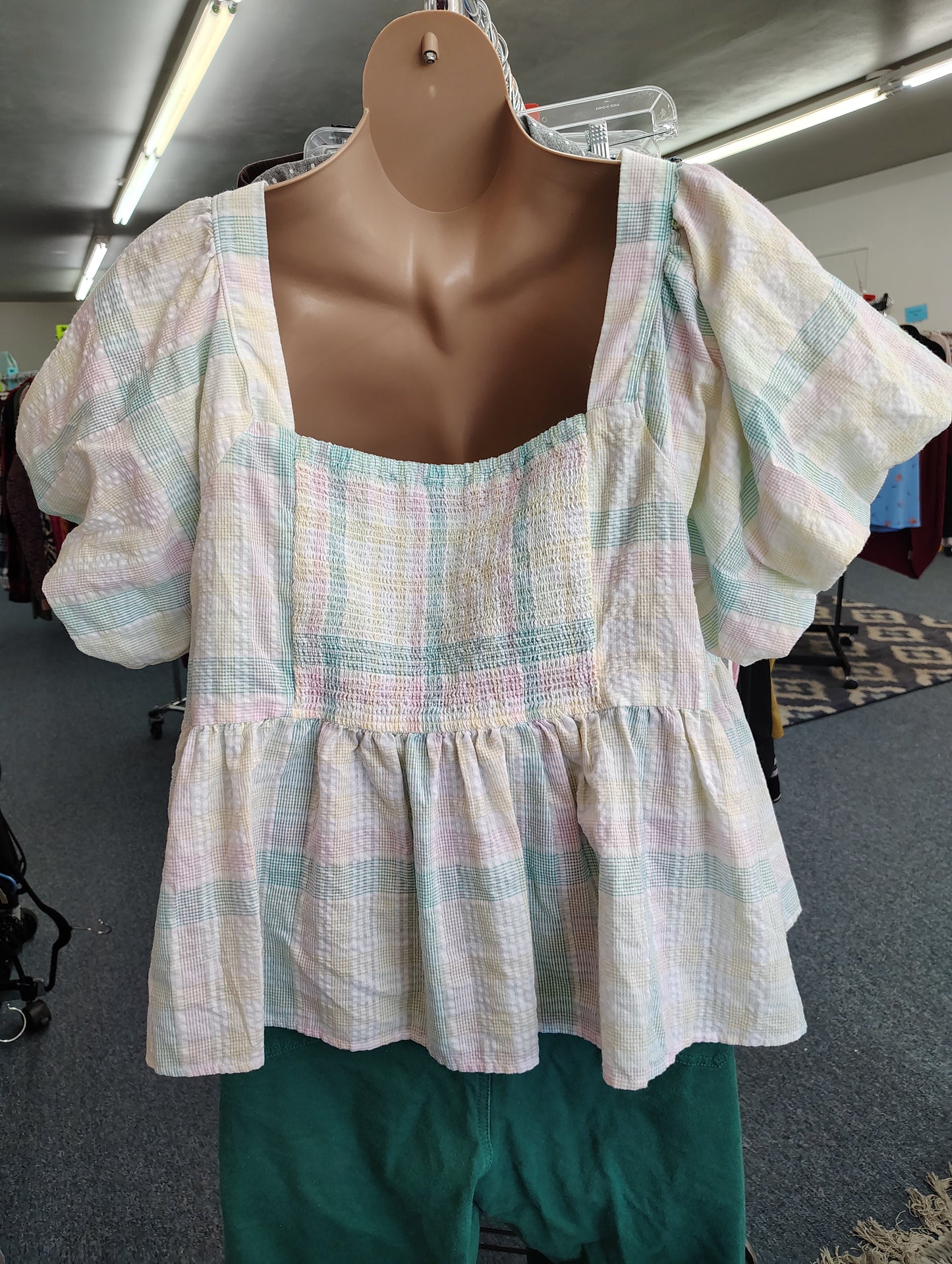 Old Navy plaid babydoll crop top size 4x